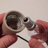 Как выкрутить лопнувшую лампочку из патрона – пять простых способов удаления прикипевшего цоколя и разбитой лампы